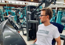 Fitnessstudio, Laufen und Yoga